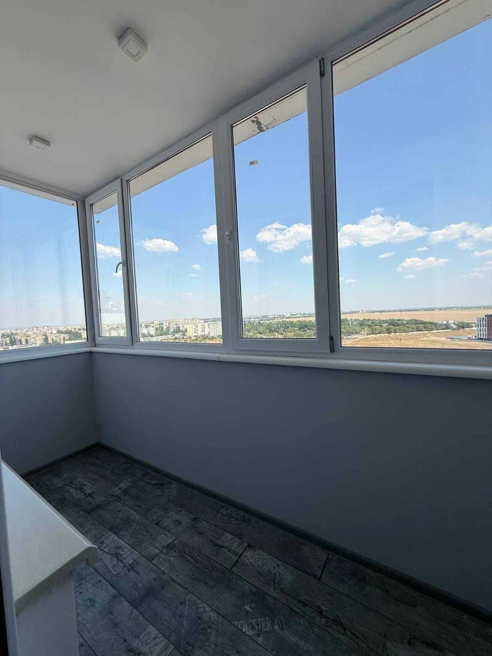 One-Bedroom Apartment on Akademika Saharova/Bocharova Street