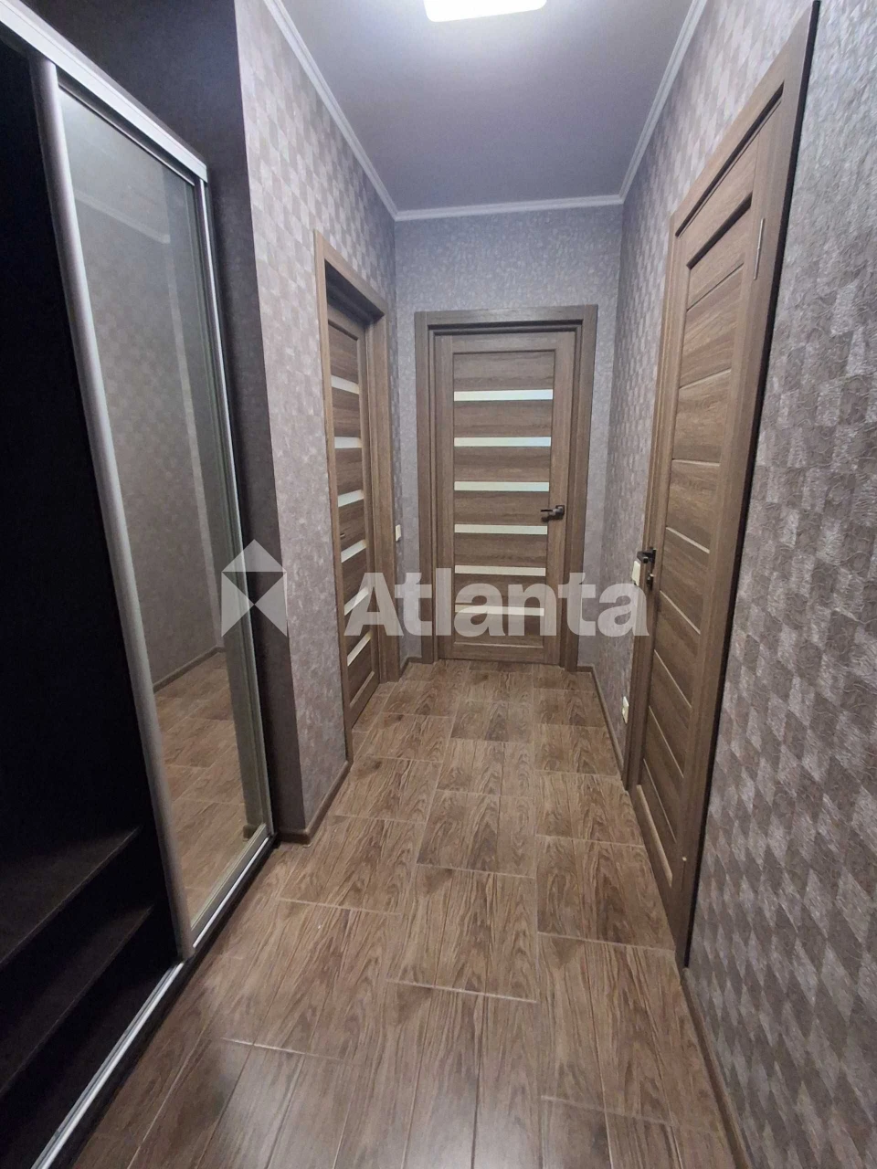 One-bedroom apartment on Bocharova Street