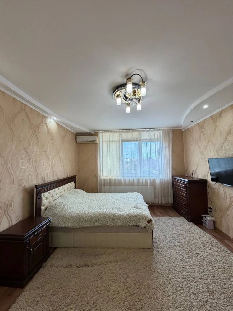 1-room apartment in Cheremushki/Building 2013, has a generator