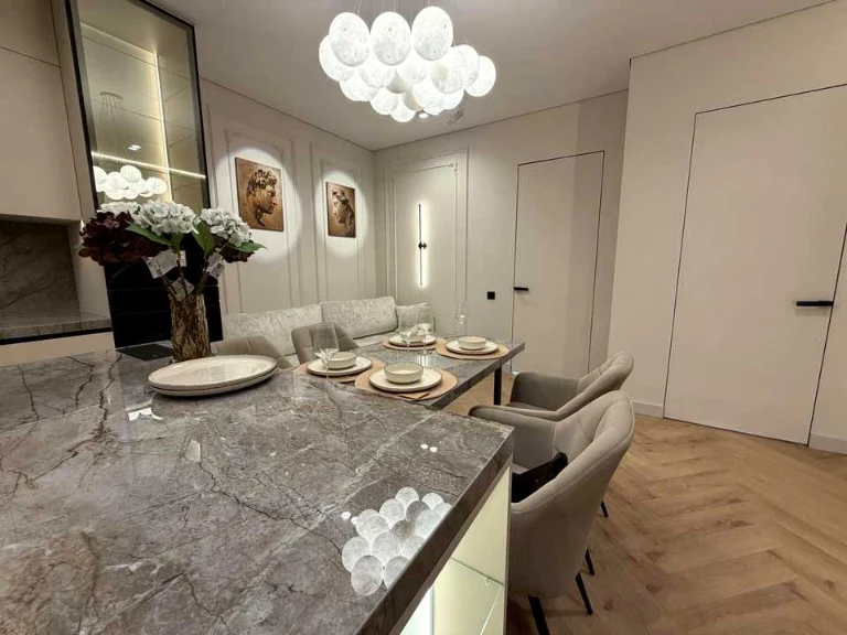 Apartment. Kurortny Prospekt, Odessa