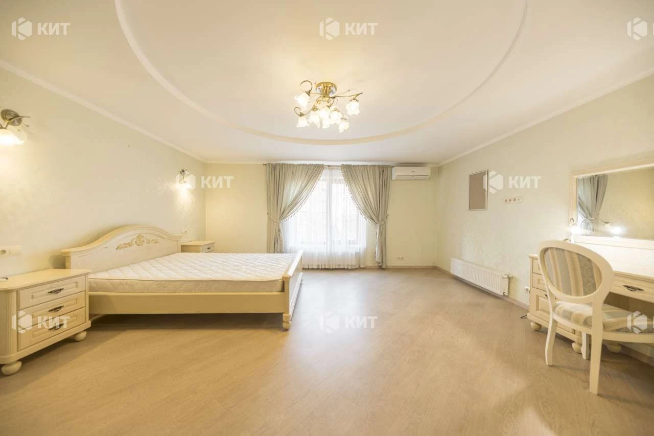 2-поверховий котеджний будинок, 307 м2