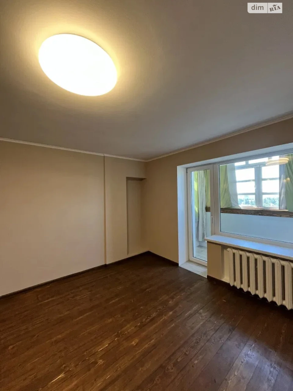 Apartment for Sale - Oleksandrivsky (formerly Zhovtnevy)