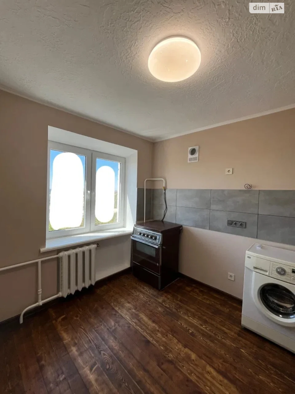 Apartment for Sale - Oleksandrivsky (formerly Zhovtnevy)