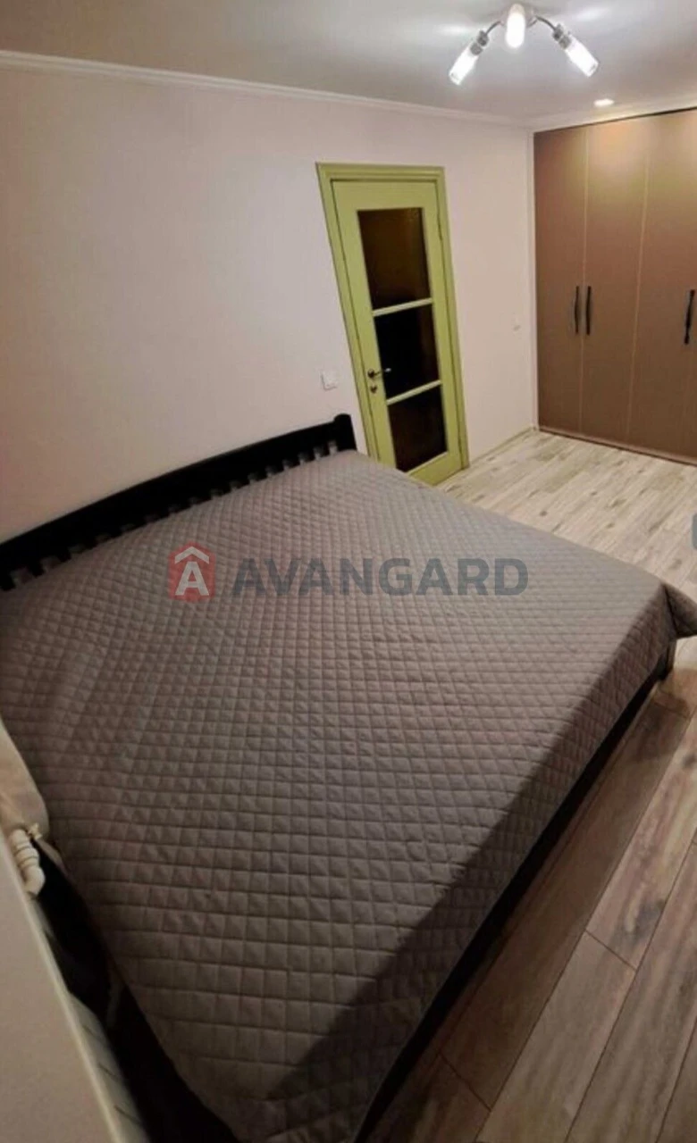3-bedroom apartment for sale in Oлександрівський district