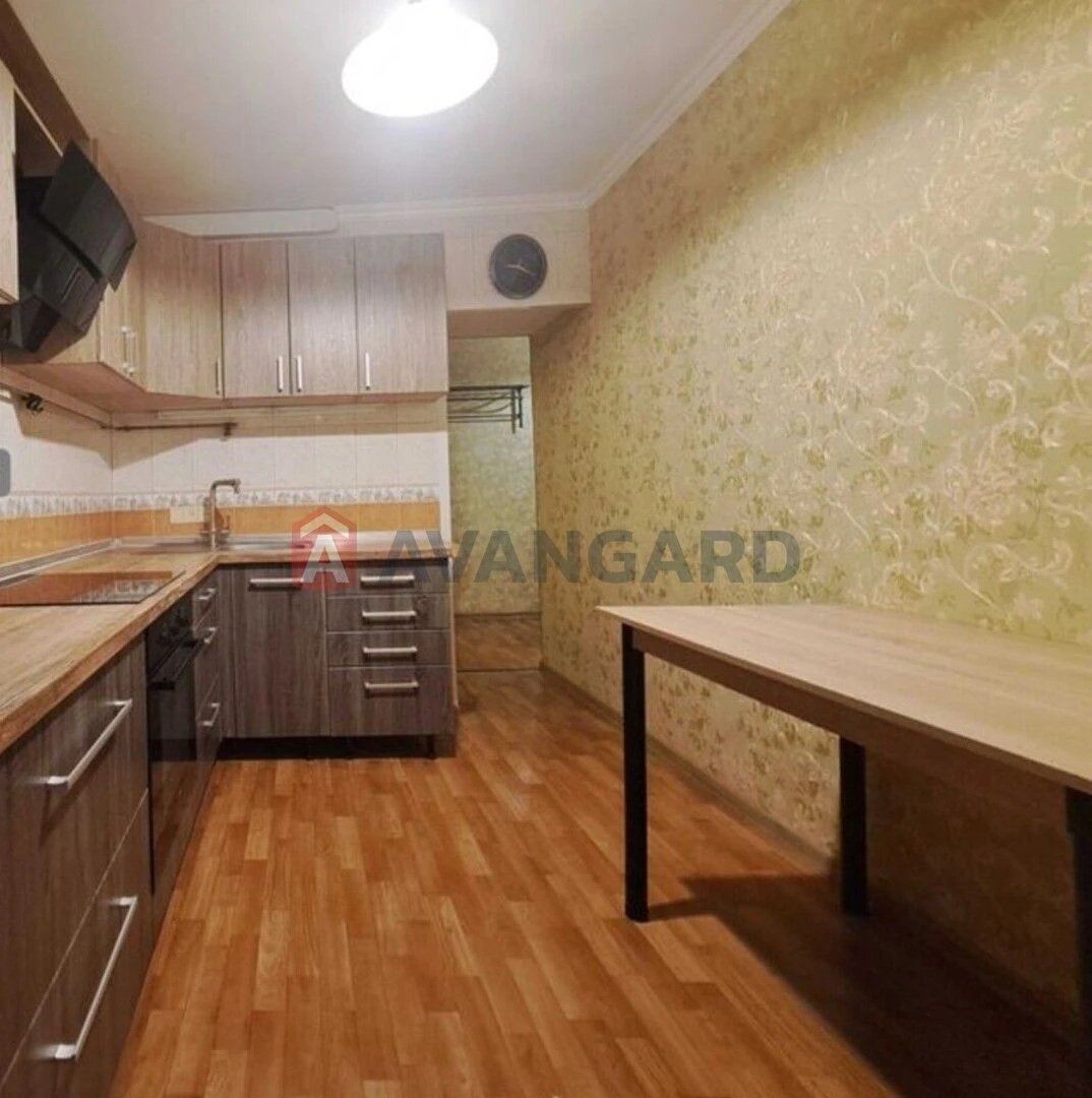 3-bedroom apartment for sale in Oлександрівський district