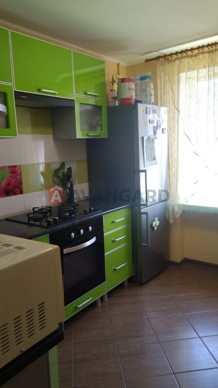Продається 2-кімнатна квартира, вулиця Товариська, Бородинський мікрорайон, Е-Відновлення