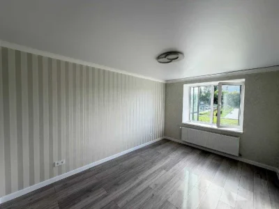 Sale of a 2-room apartment in a new building