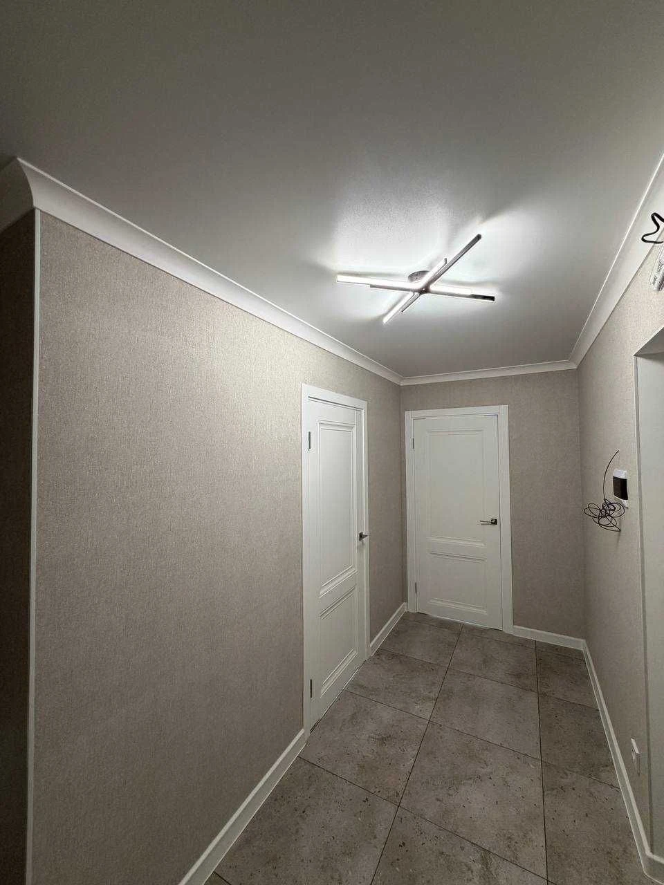 Sale of a 2-room apartment in a new building