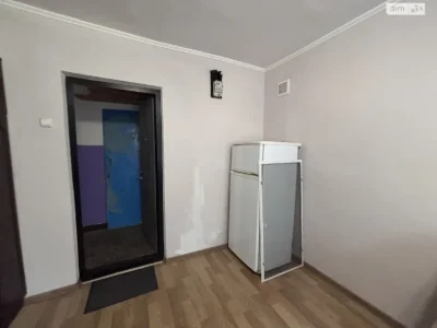 Apartment for Sale: Kyivska