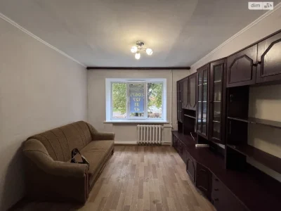 Apartment for Sale: Kyivska