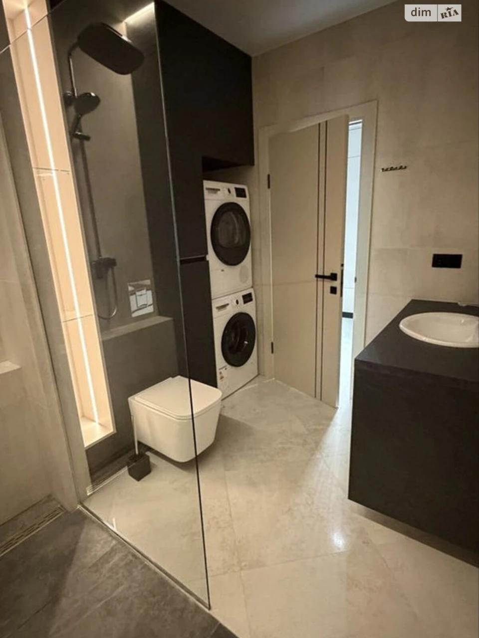 Long-Term Rental Apartment "Vishchanka"
