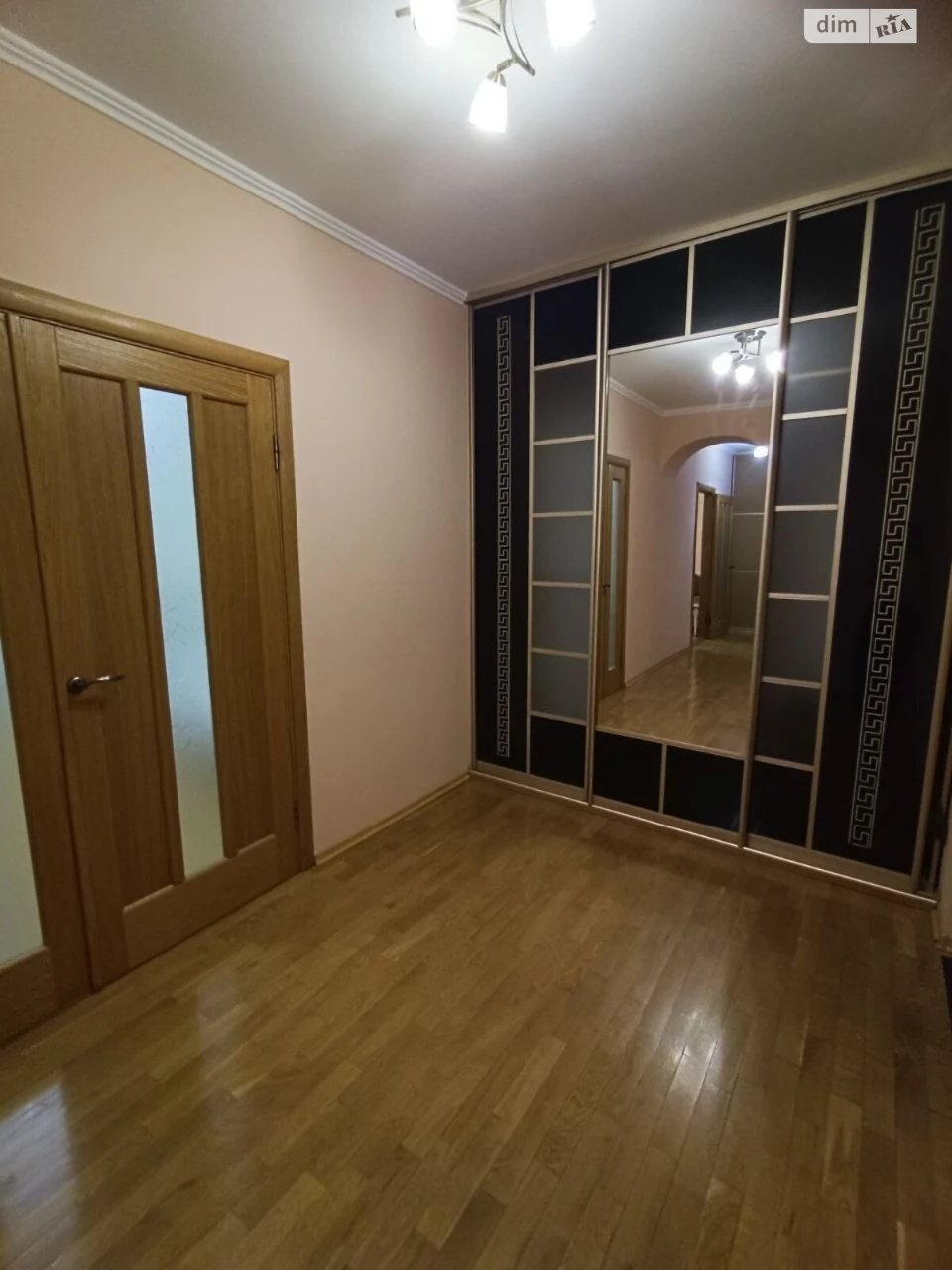 Long-Term Rental Apartment, Vishyanka
