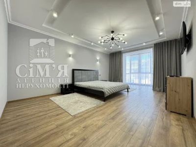 Long-Term Rental - Luxury Apartment