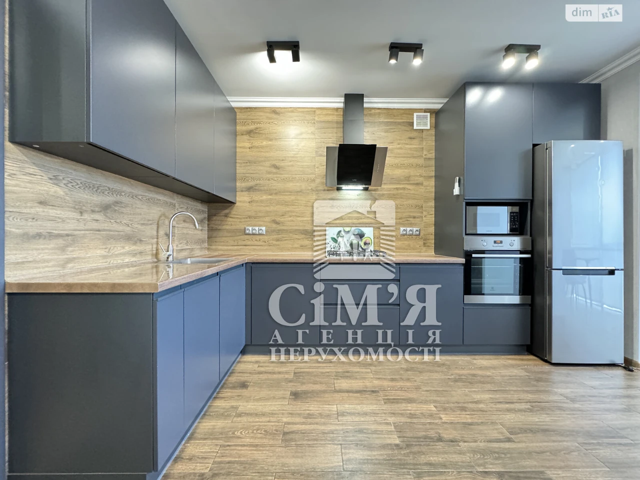 Long-Term Rental - Luxury Apartment