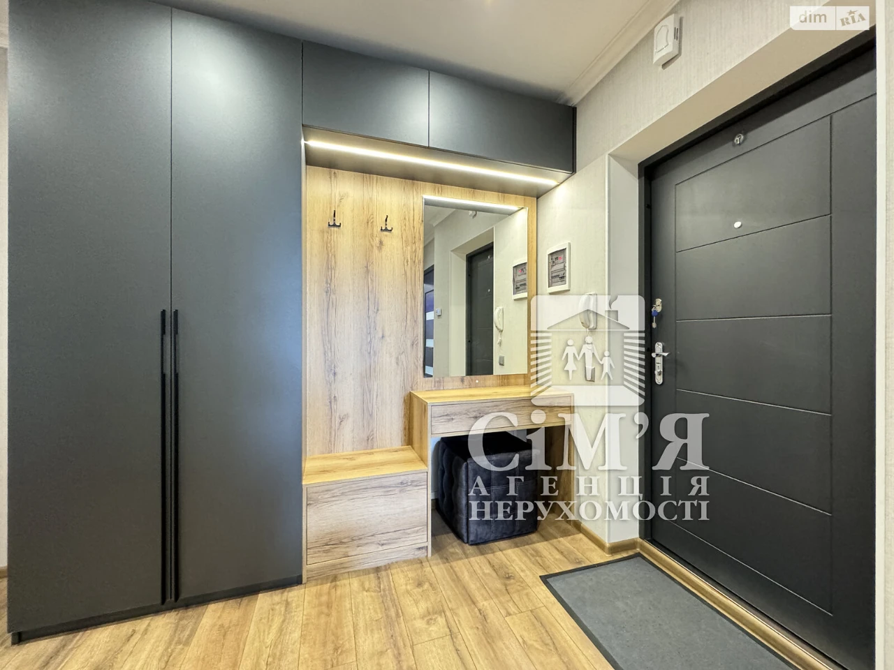 Long-Term Rental - Luxury Apartment