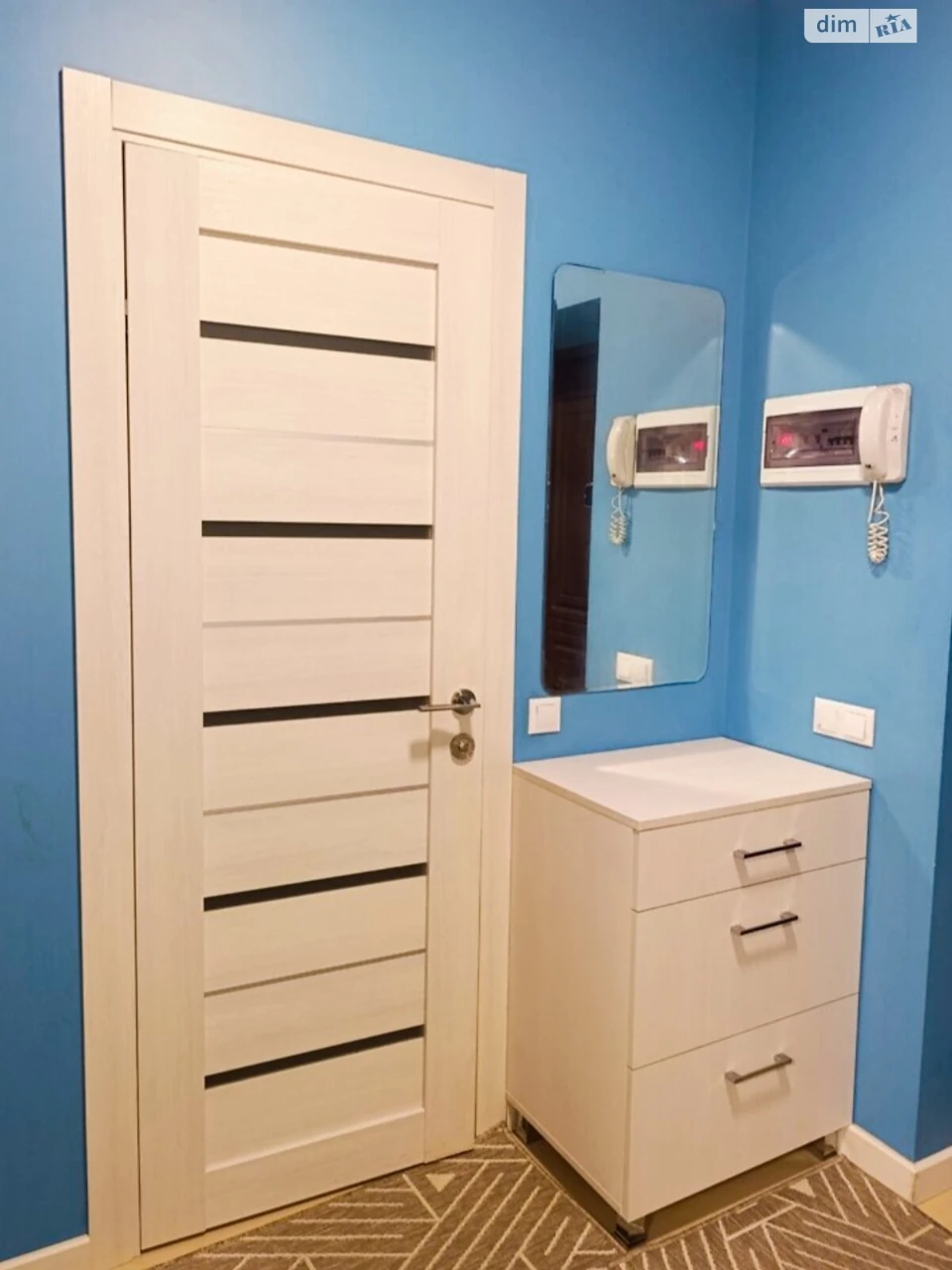 Long-Term Rental Apartment Slav'yanka