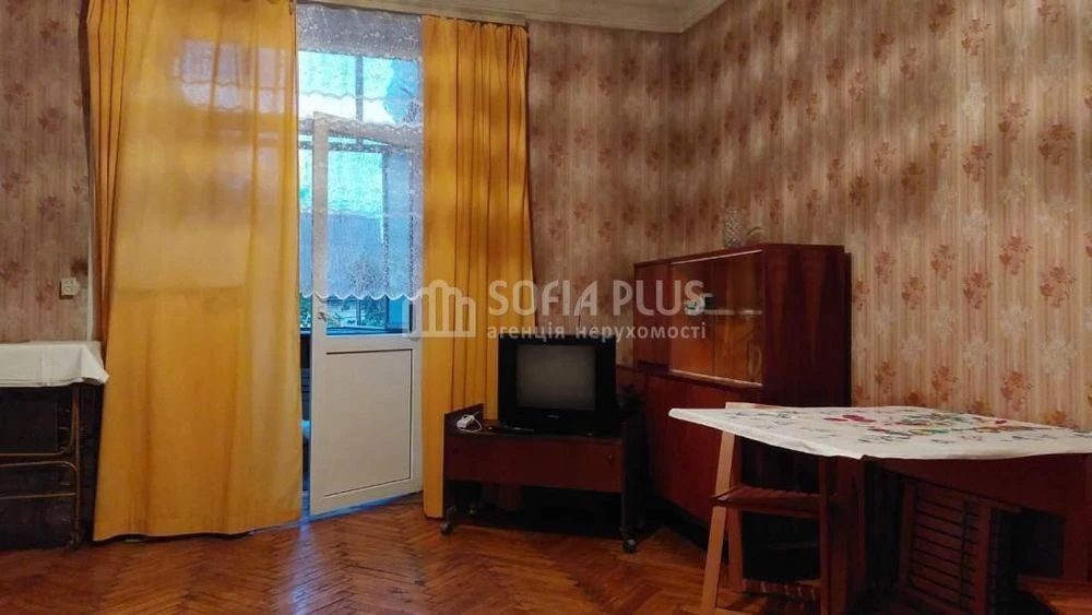 Urgent! 1k, Kharkiv highway 11, inexpensive