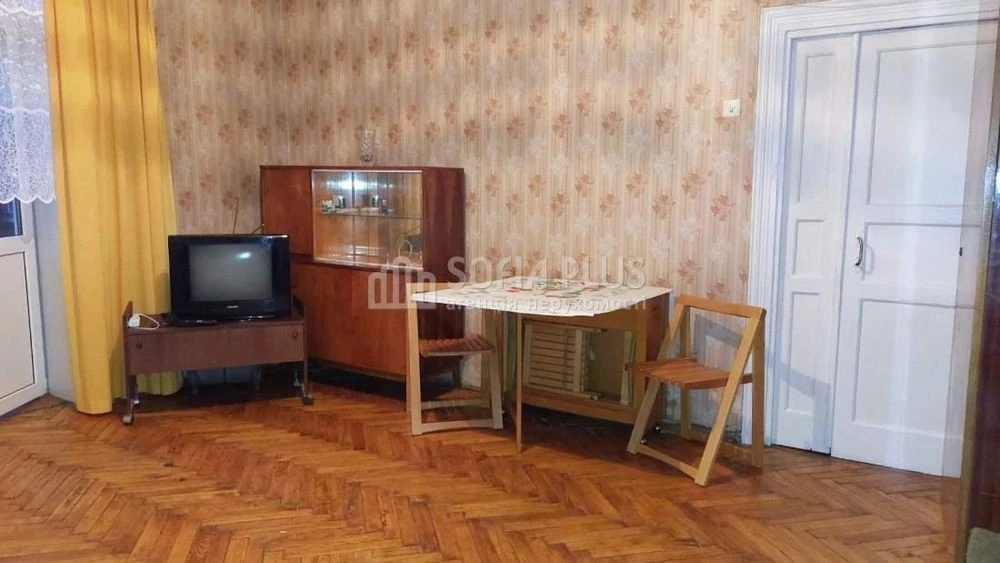 Urgent! 1k, Kharkiv highway 11, inexpensive