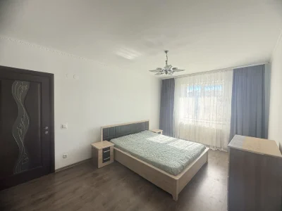 Продаж укомплектованої 2-кімн/ Пасічна/ 1322 м2