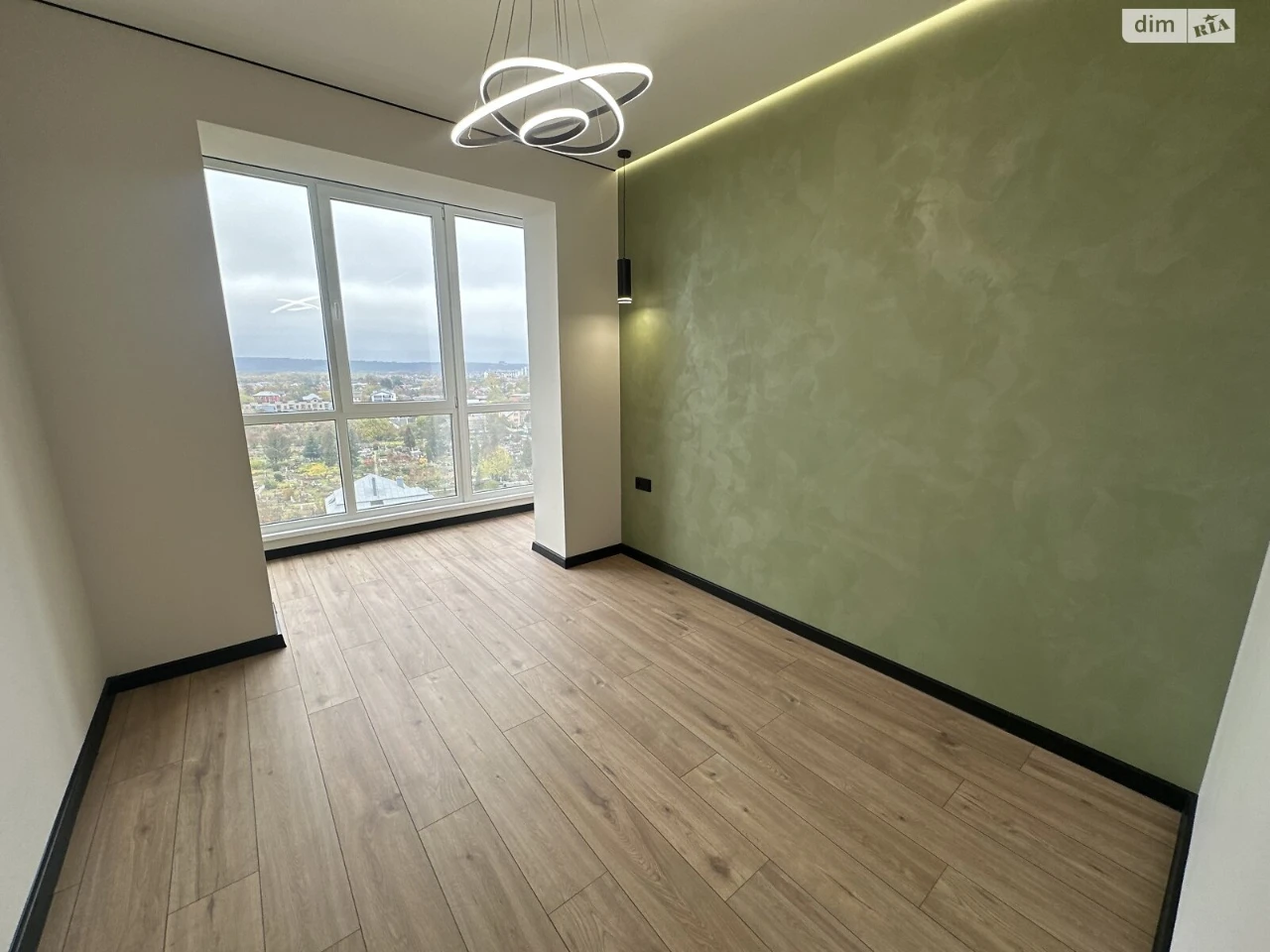 Apartment for Sale, Княгинин