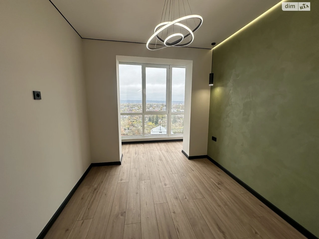 Apartment for Sale, Княгинин