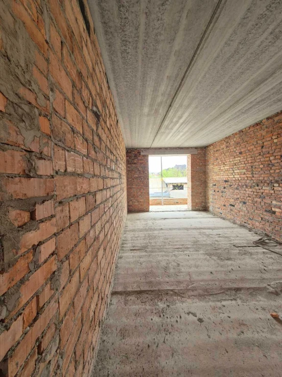 Knyaginin Residence, one-bedroom apartment, excellent price and high floor!
