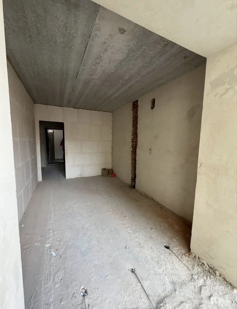 For Sale One-Room Apartment in the "Knyzhinin" Residential Complex