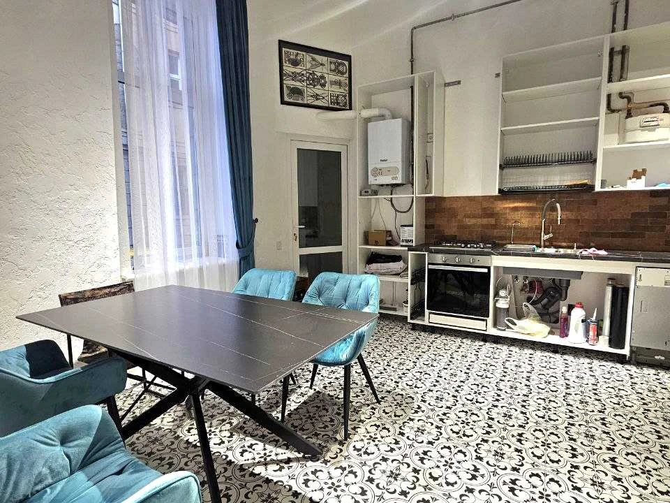 Apartment. Ivano-Frankivsk, Hetmana Mazepa Street