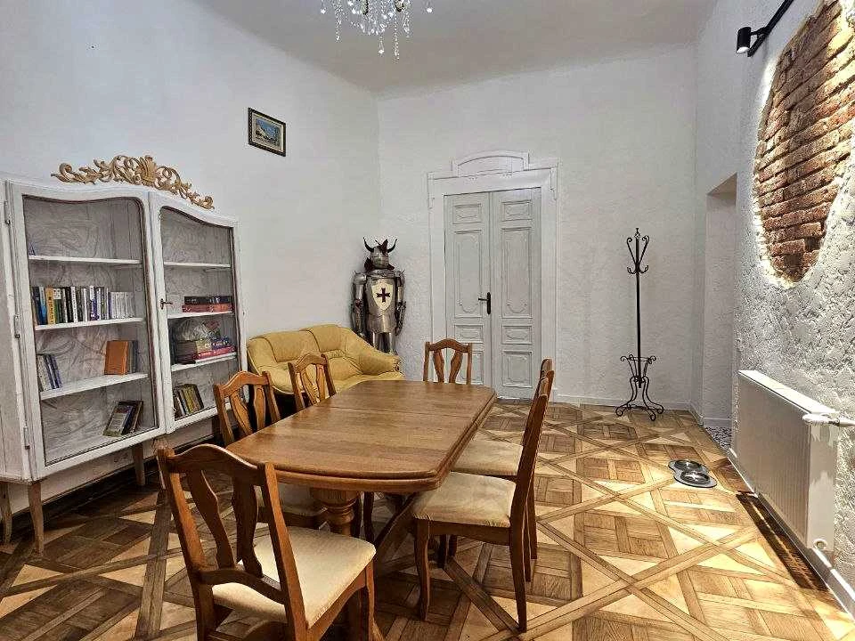 Apartment. Ivano-Frankivsk, Hetmana Mazepa Street