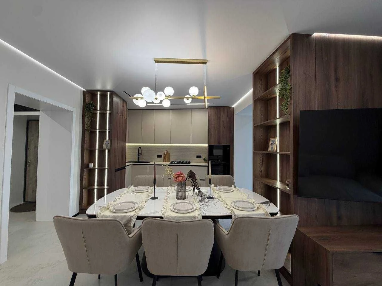 2-Room Apartment + Kitchen Studio