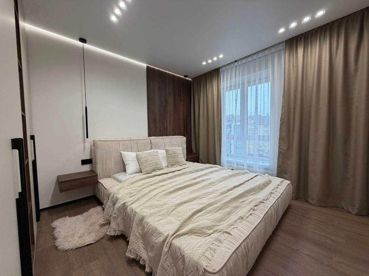 2-Room Apartment + Kitchen Studio
