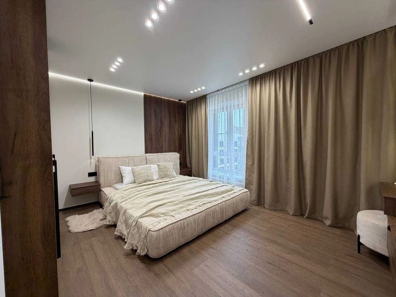 2-Room Apartment + Kitchen Studio