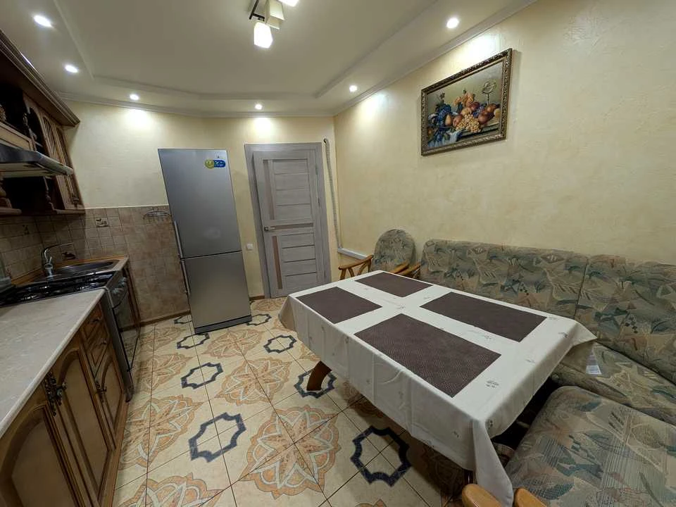 Apartment. Ivano-Frankivsk, Vytvys'koho st.