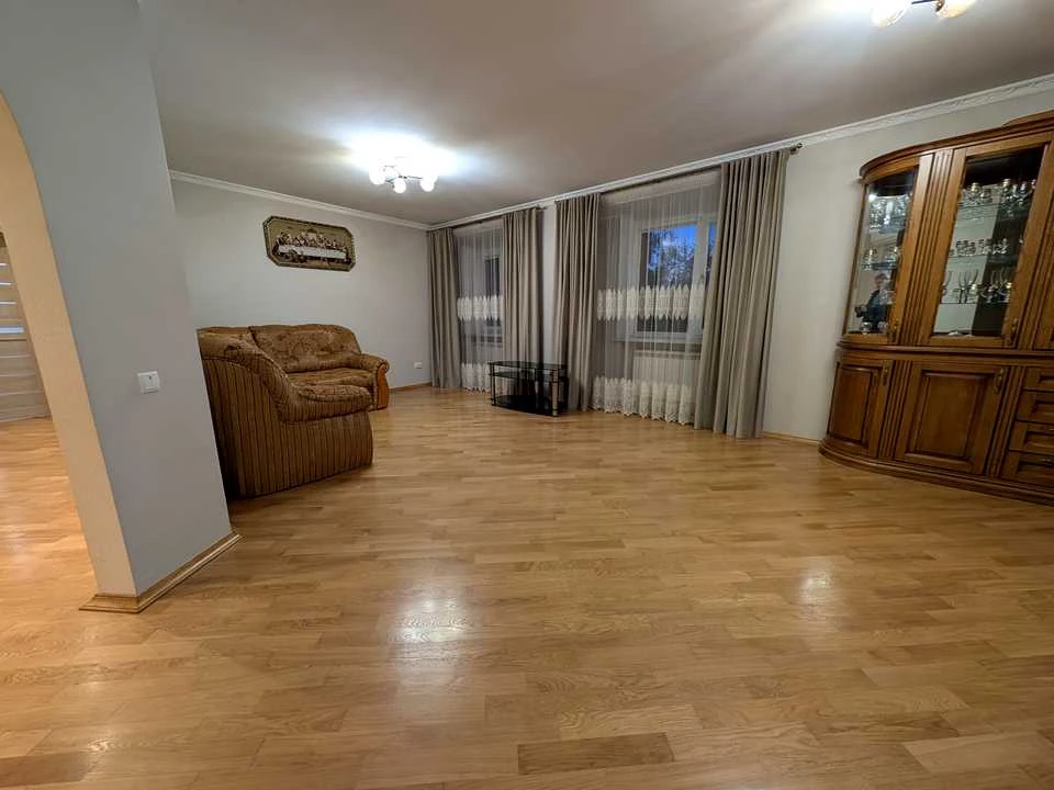 Apartment. Ivano-Frankivsk, Vytvys'koho st.