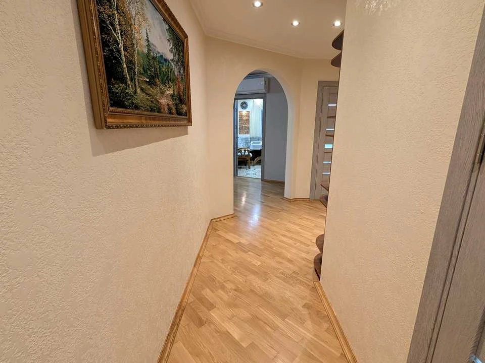 Apartment. Ivano-Frankivsk, Vytvys'koho st.