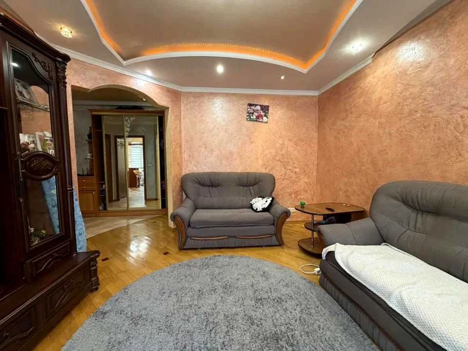 Квартира. Івано-Франківськ, Чорновола вул.