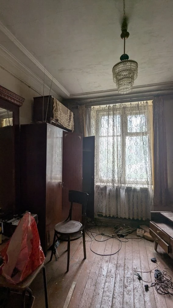 Продаж кімнат в комунальній квартирі