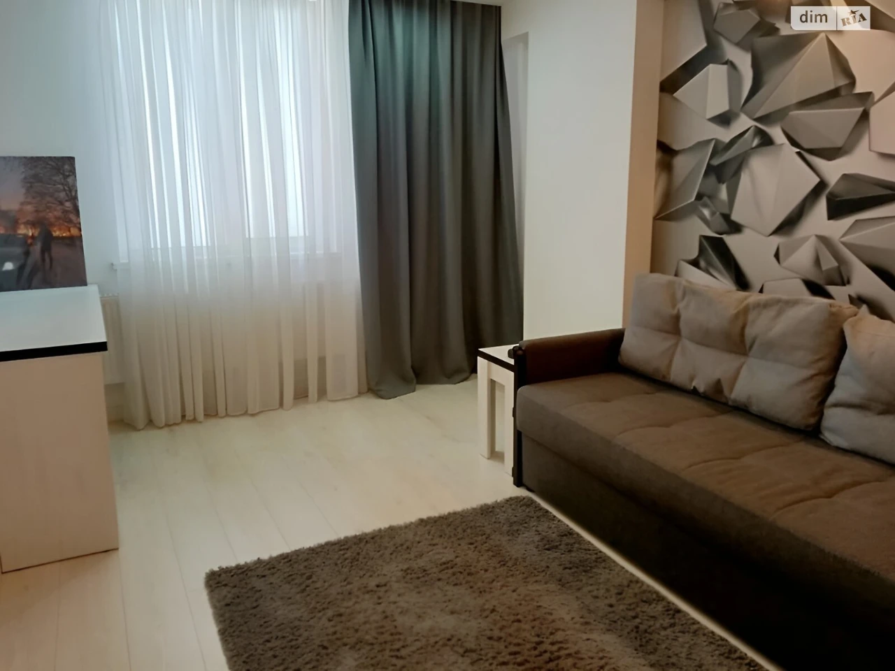 Apartment for Sale: Friendship