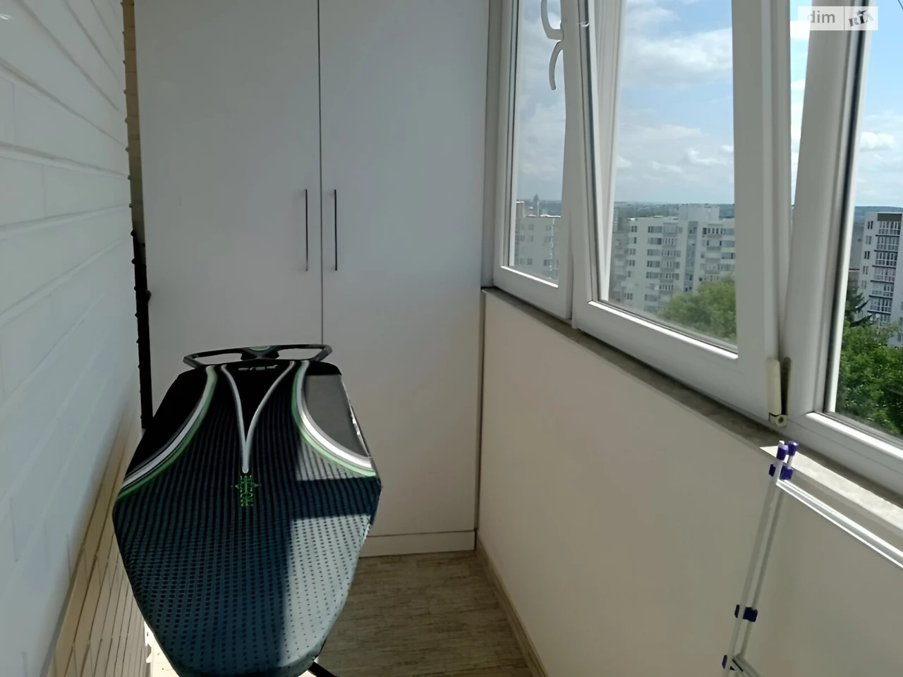 Apartment for Sale: Friendship
