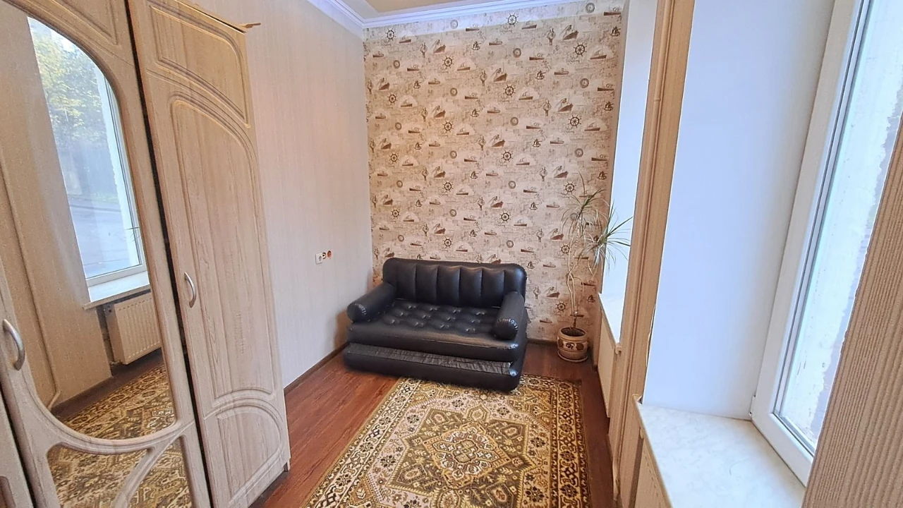 4-room apartment for sale on Galitska Street, Ternopil