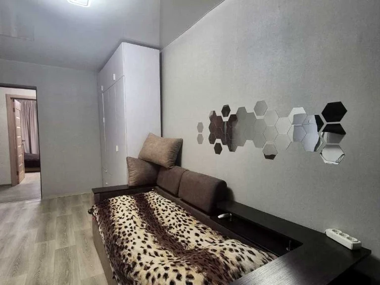 Apartment. Ternigiv, Dmitry Romanchenk Street