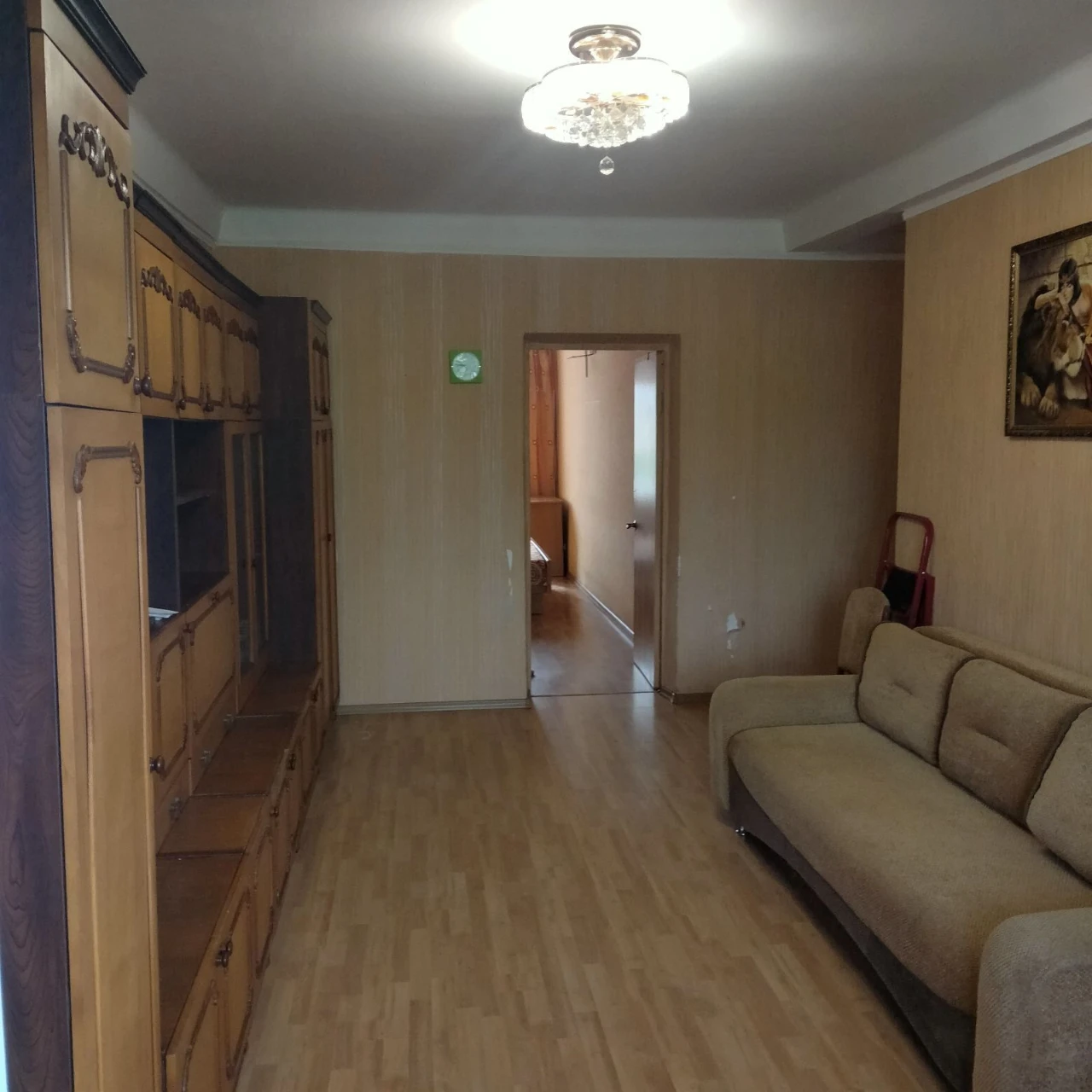 Продается 3-комнатная квартира на улице Левка Лукьяненко