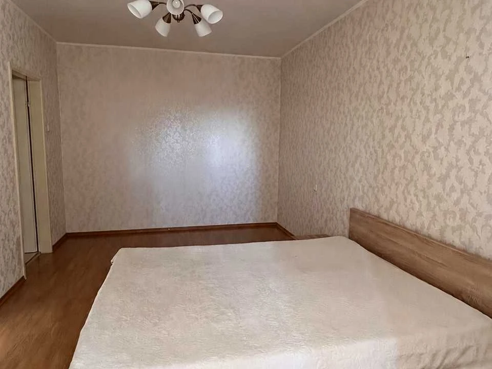 Apartment. Dragomannova St.