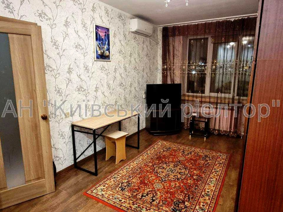 Квартира. Київ, Соборності просп.