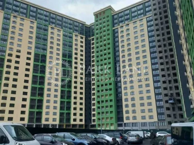 Квартира. Киев, улица Михаила Максимовича