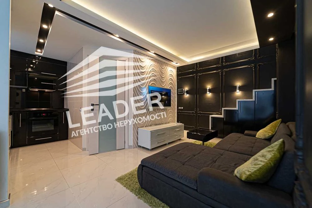 I will rent a 2-room apartment. CENTER-VIP-level! There are no analogues! Car parking! There is no light