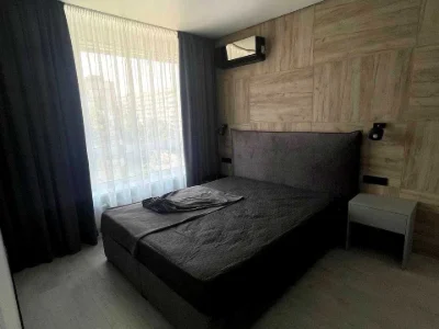 Apartment. Uzhgorskogo Street