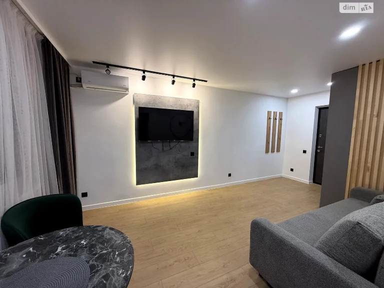 Long-Term Rental Apartment in Beresnyaky