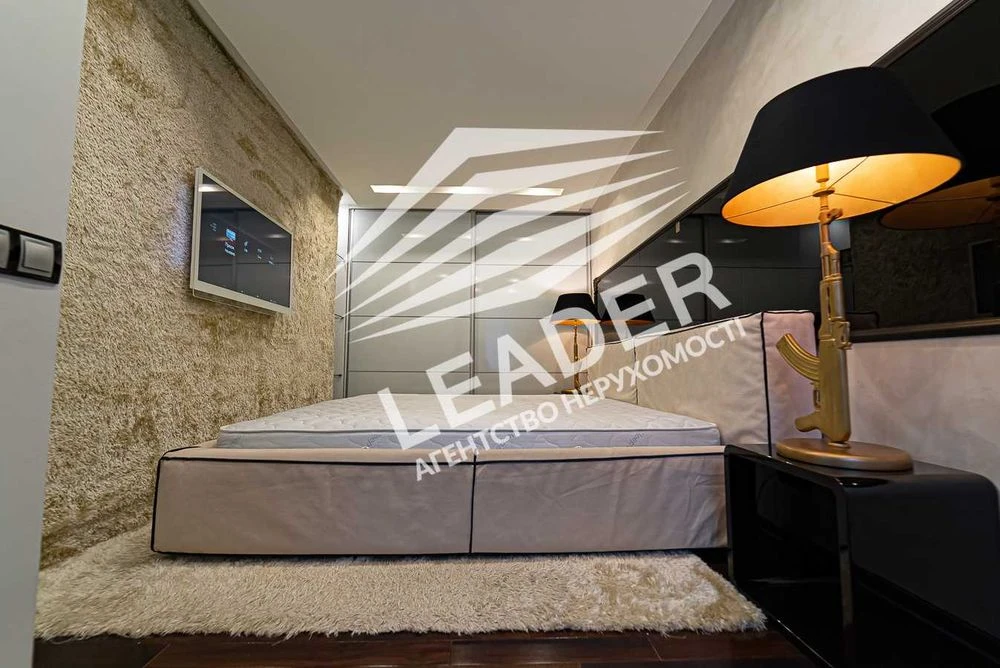 I will rent a 2-room apartment. CENTER-VIP-level! There are no analogues! Car parking! There is no light