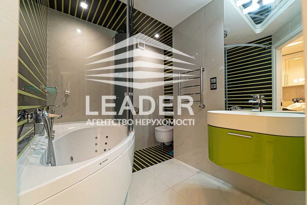 I will rent a 2-room apartment. CENTER-VIP-level! There are no analogues! Car parking! There is no light